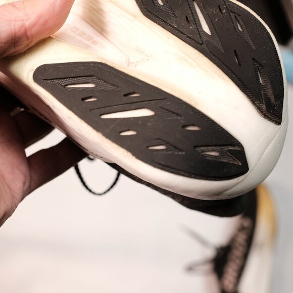 Brooks Hyperion Max 2 Running Shoe - Picture 2 of 8